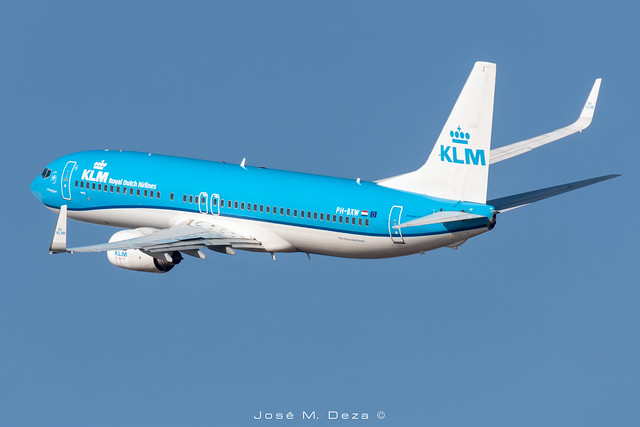 KLM B737-8K2 PH-BXW