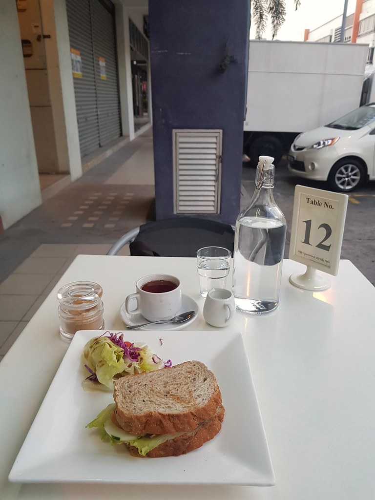 蜜汁烤鸡肉三文治 Honey Roasted Sandwich w/Tea rm$6.90 @ Vanilla Place Cafe in Ara Damansara