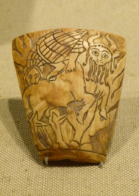 Shell Inlay depicting combat between a human-headed bull and a lion-headed eagle Mesopotamia Early Dynastic IIIa 2600-2500 BCE