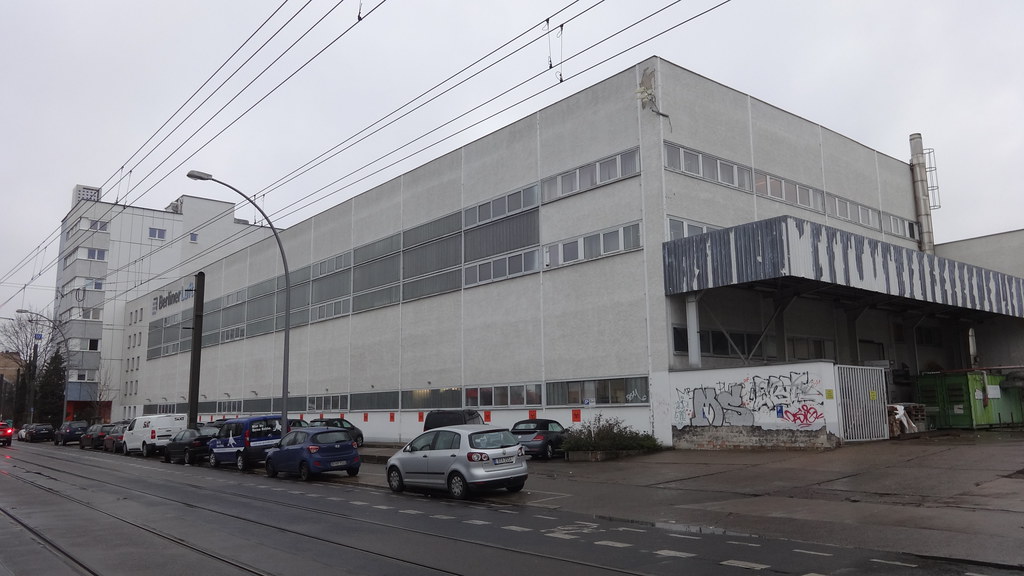 1970er Berlin-O. Geschäftshaus mit Werkhalle Kühlanlagenbau Berliner Luft Herzbergstraße 87-99 in 10365 Lichtenberg