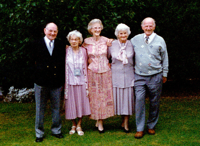 IMG_0018 Patchett Family Reunion Hull Edna Cattle with Jean Spafford Doreen Tom & Don Patchett