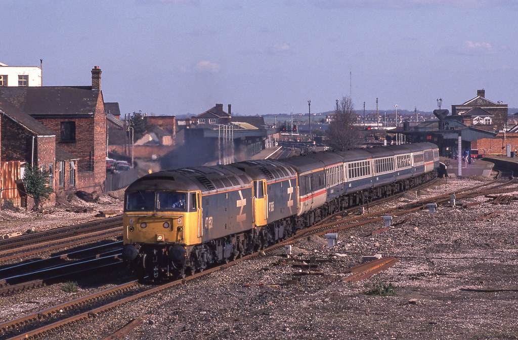 47652+47665 At Taunton. 21/02/1989.