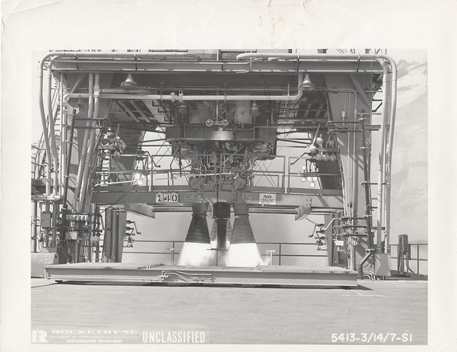S-3D_v_bw_o_n (Rocketdyne doc. photo, no. 5413-3/14/7-S1, poss ca. 1959)
