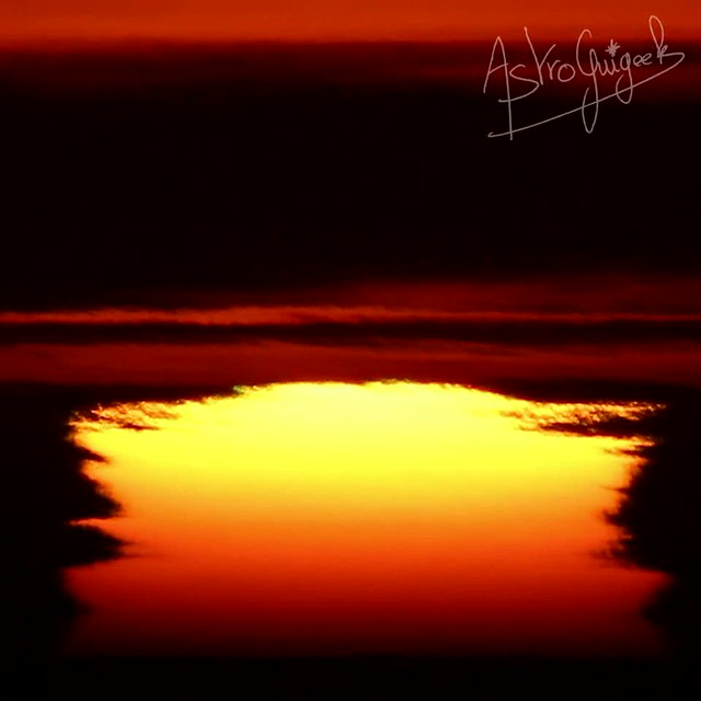 Real-Time Green Flash at Sunset