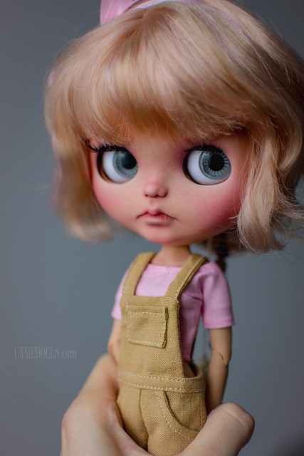 Rosie (OOAK Custom Blythe doll)