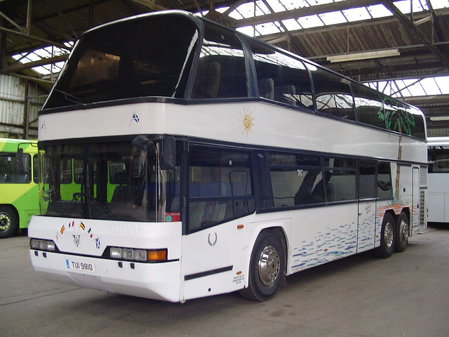 TUI 9810 (S102 SET) Neoplan CH57/22Ct
