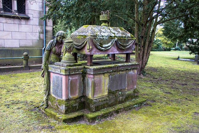 Kulturdenkmal der Stadt Hanau: Grabstätte des preußischen Generals Adolf von Deines