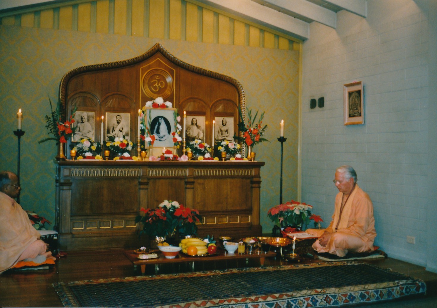 Sacramento Swami Shraddhananda Swami Ganeshananda Holy Mother Puja