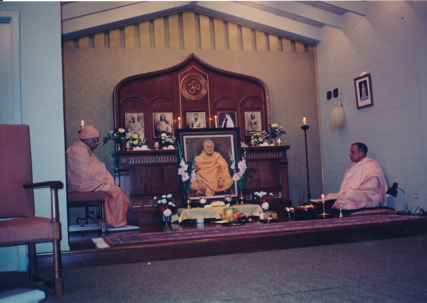 Swami Shraddhananda Swami Prapannananda Shivananda Puja