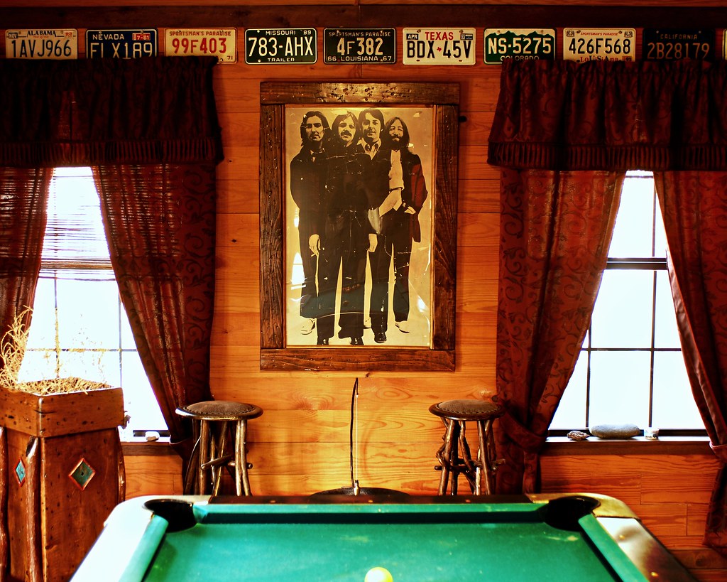 Pool Table, Beatles and a Tumbleweed Lamp by Studio d'Xavier