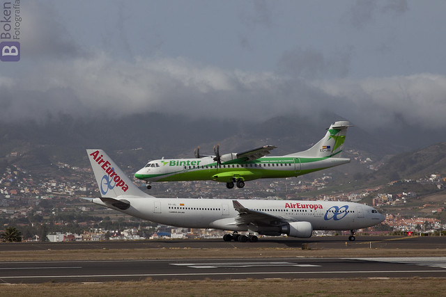ATR-72 de Binter Canarias y Airbus A330 de Spanair