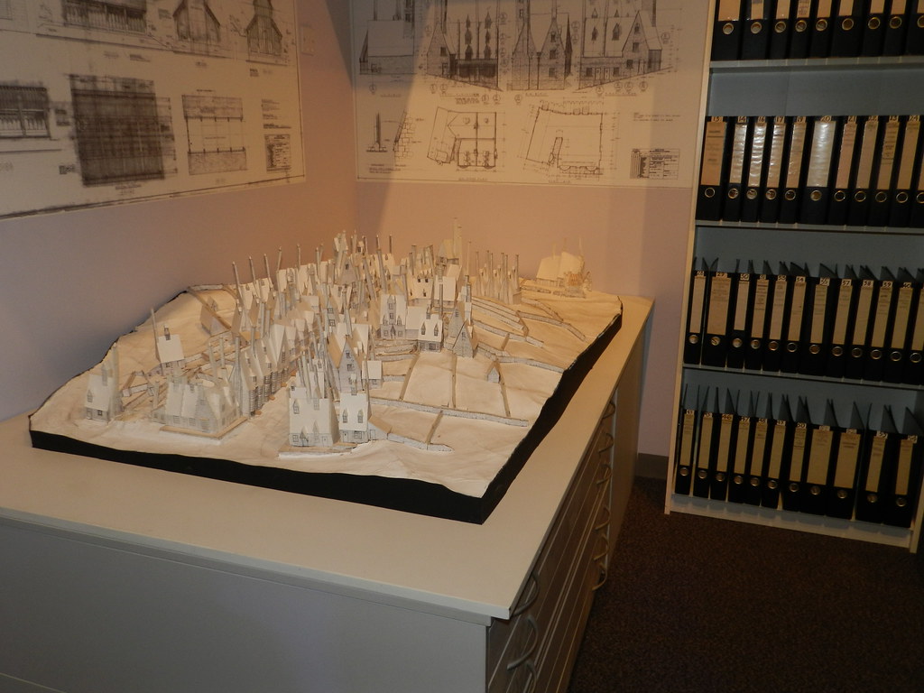 Paper Model - Hogsmeade | Harry Potter Studio Tour - April 2… | Flickr