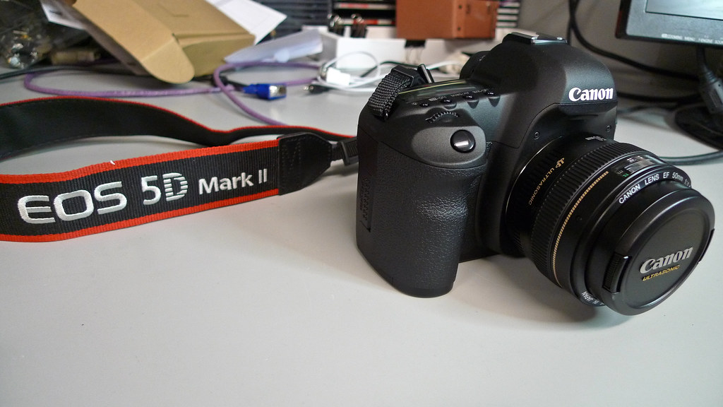 カメラ デジタルカメラ Canon EOS 5D Mark II DSLR | It also takes full-HD video at 1… | Flickr