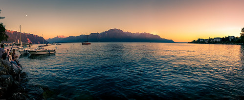 lemanwaters frenchalps sunset lakegeneva eos6d mountains sparkling panorama montreuxjazzfestival boats canon montreux switzerland vaud ch
