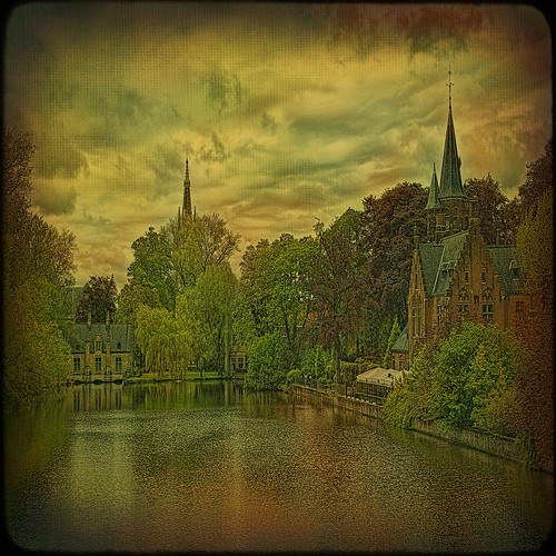 The Lake of Love... or magic entrance to Bruges. by egold.