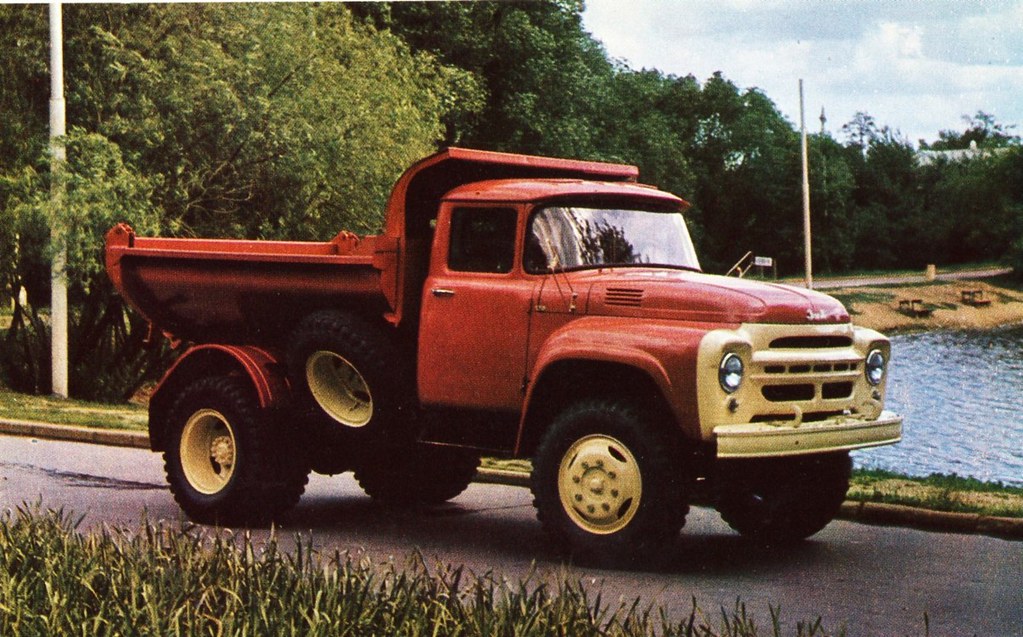 ZiL MMZ 555 Soviet Dump Truck 1/43     Nashi gruzoviki TR1003 
