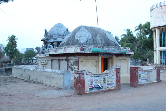 Dakshinamoorthy shrine