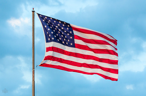 ohio usa evening unitedstates cincinnati flag americanflag flagday usflag oldglory sharonville june14 uscopyrightregistered2012