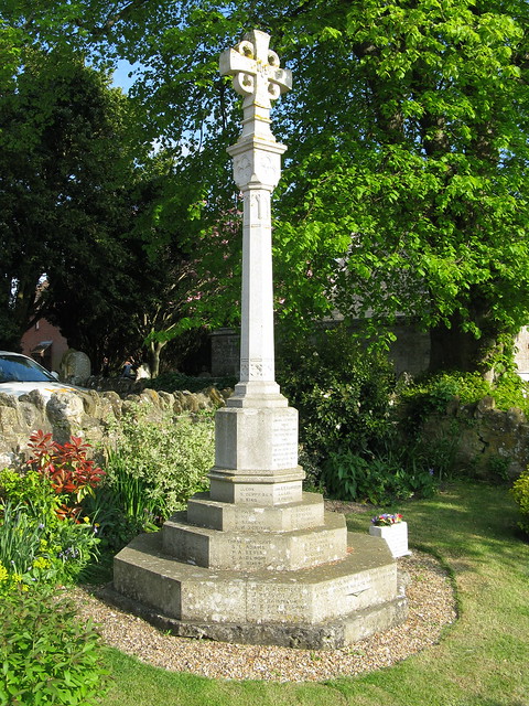 Preston: War Memorial (Dorset)