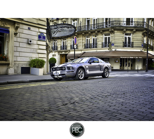 Ford Mustang - Paris