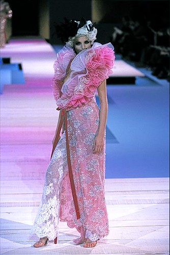 Christian Lacroix Haute Couture Spring-Summer 2002 | Flickr