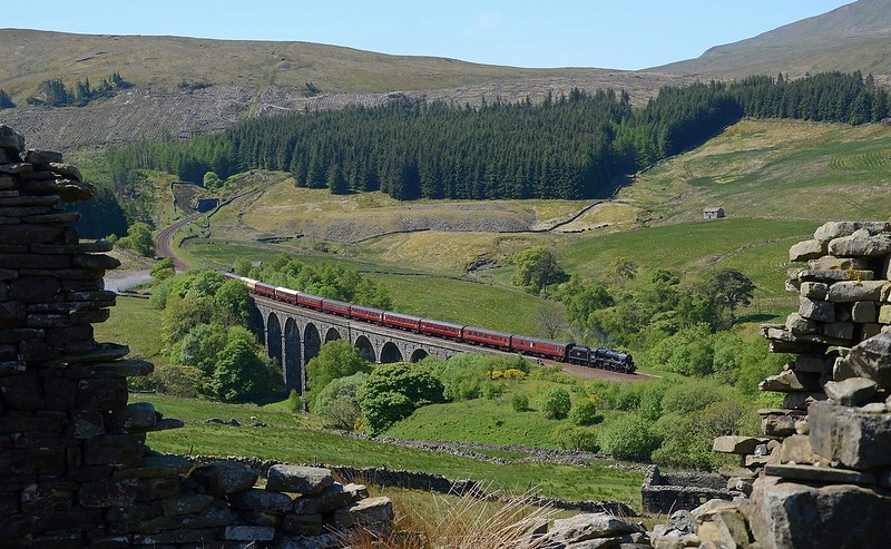 45231 on Dent Head viaduct with the northbound Fellsman on 10/6/2015
Copyright David Price
No unauthorised use