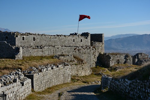 албания крепость розафа вид река буна панорама albania rozafa view river castle ruins travel