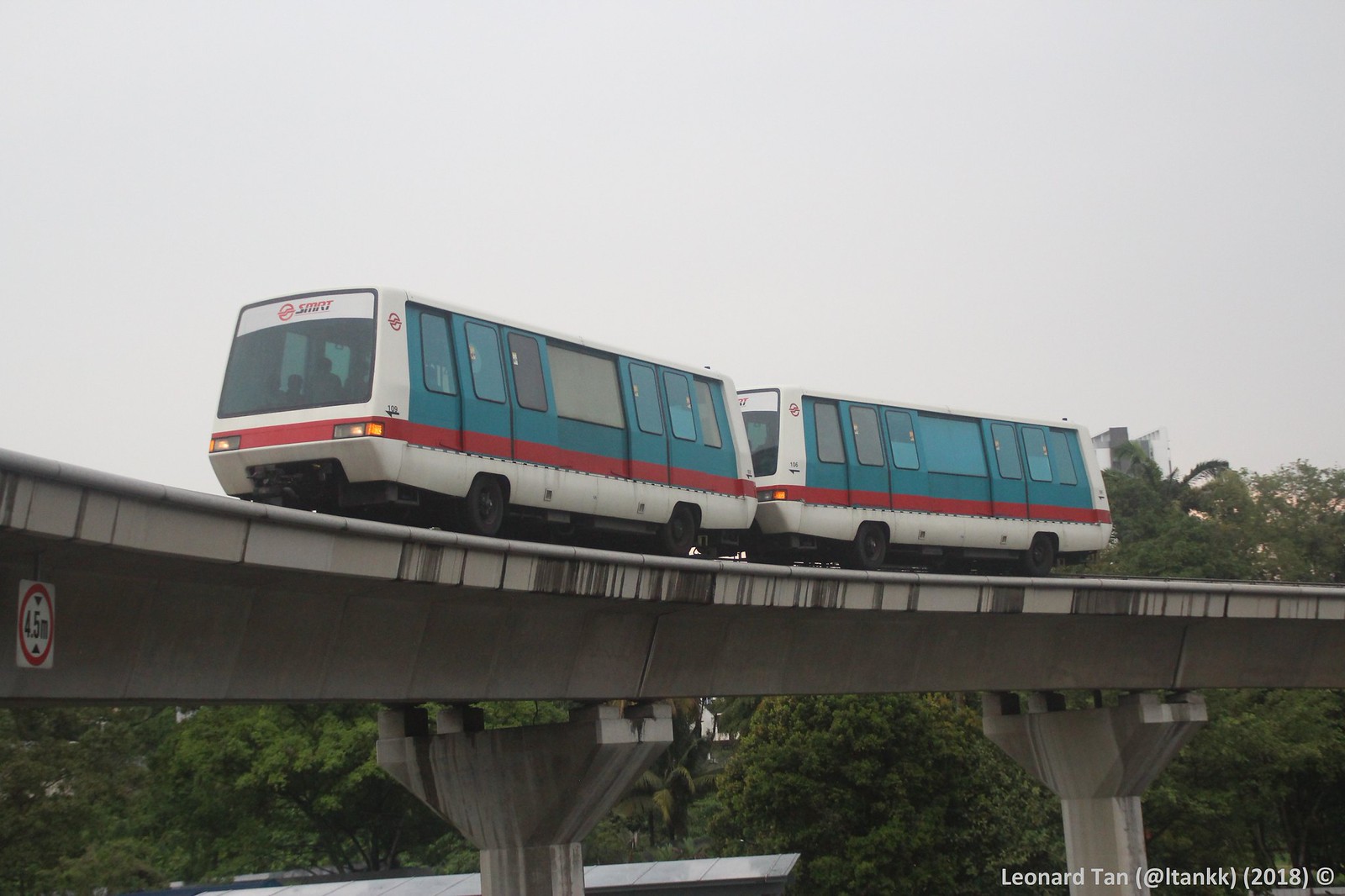 SMRT NSEWL Trains | Flickr