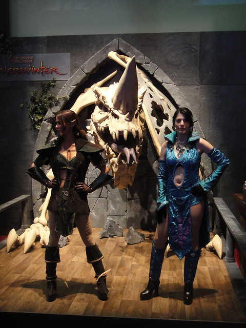 E3 Expo 2012 - Dungeons & Dragons Neverwinter girls