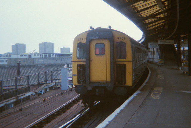 Flickriver: Photoset 'British Rail Class 423 4VEP' by 15038