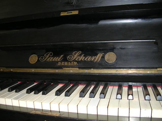 Piano Paul Scharff Berlin 1885