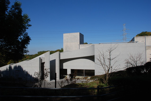 近つ飛鳥博物館 (Chikatsu-Atsuka Museum) Kanan-cho, Minami-Kawachi-gun, Osaka-fu, by Tadao Ando (安藤忠雄)