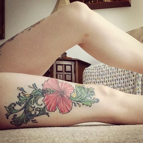 Pretty Hibiscus Tattoo on Thigh