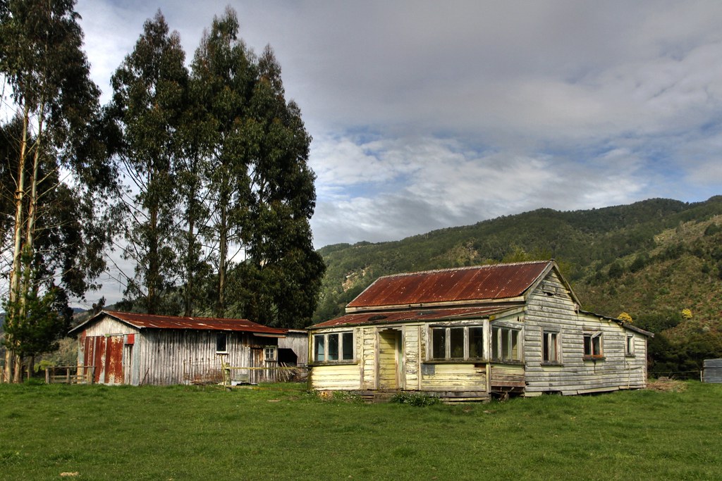 Old house, Matakitaki Valley, Murchison, Tasman, New Zealand