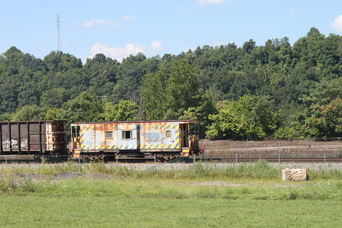 CSX Caboose | A surprising number of cabooses remain in use … | Flickr