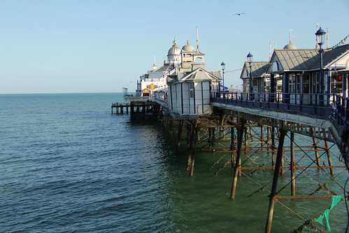Eastbourne Pier - Eastbourne (England) | Eastbourne Pier 05/… | Flickr