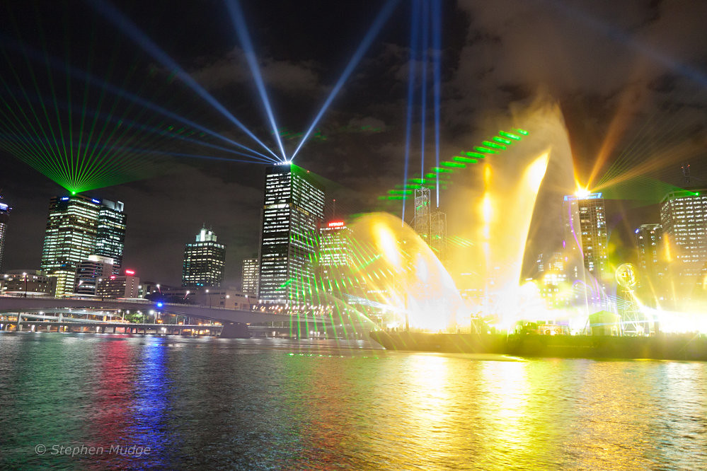 Brisbane Festival laser light show-8 small