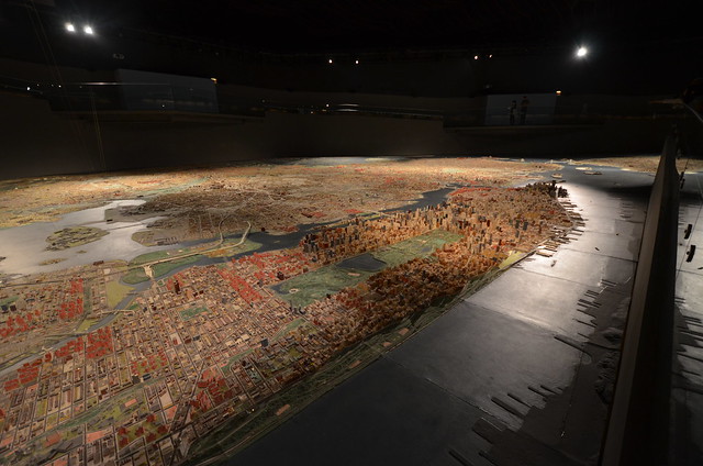 Queens Museum of Art | The Panorama of the City of New York | wide overview from northwest of Manhattan, including Central Park, the twin towers of the World Trade Center; The Bronx, Brooklyn, and in the distance Queens & Staten Island
