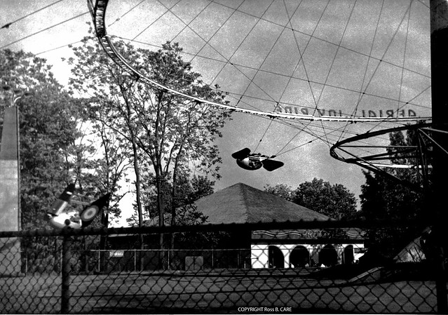 AERIAL JOY RIDE, Vintage HERSHEY Park Ride - 1941/1962