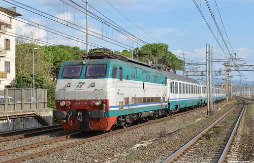 Railsp E444.074 | Intercity 590 Salerno/Milano Centrale. www.railsp… | Flickr