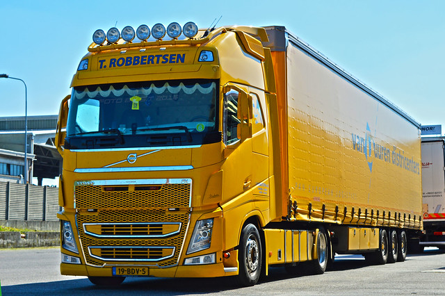 Volvo FH4 T. Robbertsen Transport