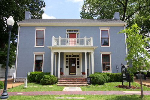 Maney-Gaut Shuff House (1828) - Franklin, TN