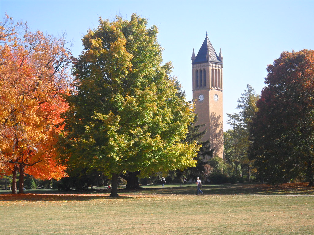 fall-colors-iowa-state-university-office-of-admissions-flickr