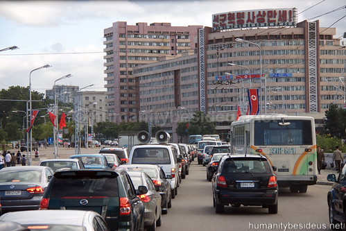 Pyongyang Highway Sign Pyongyang traffic | The number of cars has been steadily imp… | Flickr