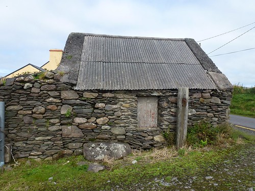 Old Building around Portmagee, Ring of Kerry tour | by Kathleen & John's Picture Gallery