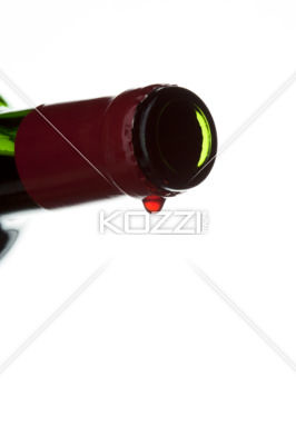 close-up of a empty wine bottle | by jakafood8877