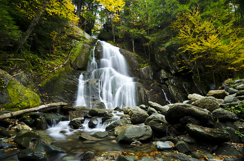 fall waterfall rocks vermont granville fallfoliage cascades huge roadside vt mossglenfalls leebigstopper