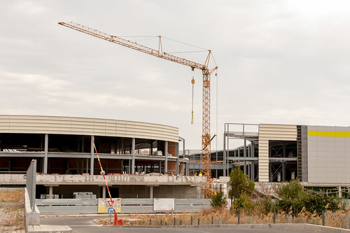 Construction of shopping center | by Diyanski