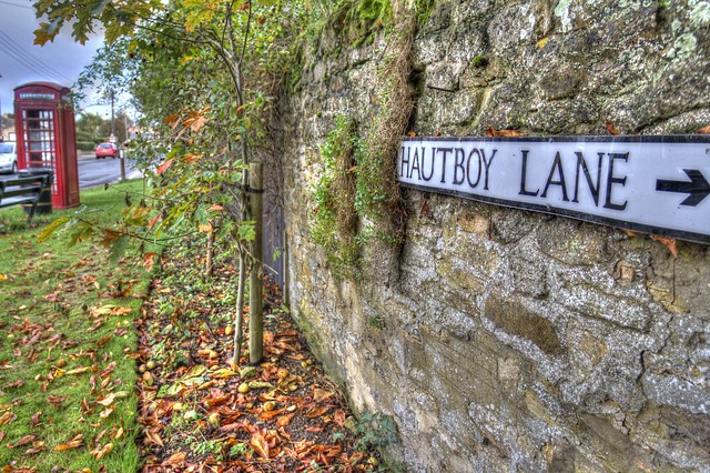Hautboy lane, Warmington