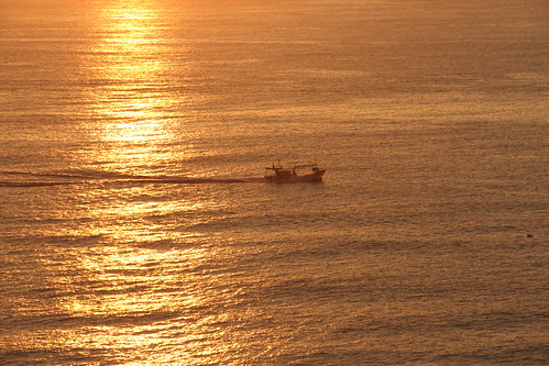 sea sun sunrise golden korea rise southkorea sokcho goldensea